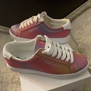 CALVIN KLEIN WOMENS SNEAKERS